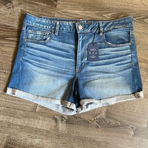 American eagle high rise shortie